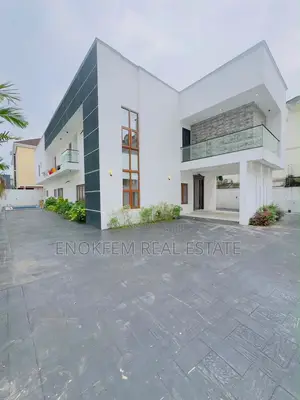 6bdrm Duplex in Lagos State for sale