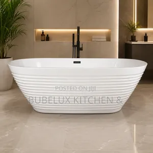 Luxury Freestandin Acrylic Bathtub–Modern Oval Soaking Tub
Description