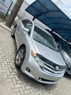 Toyota Venza 2014 Silver