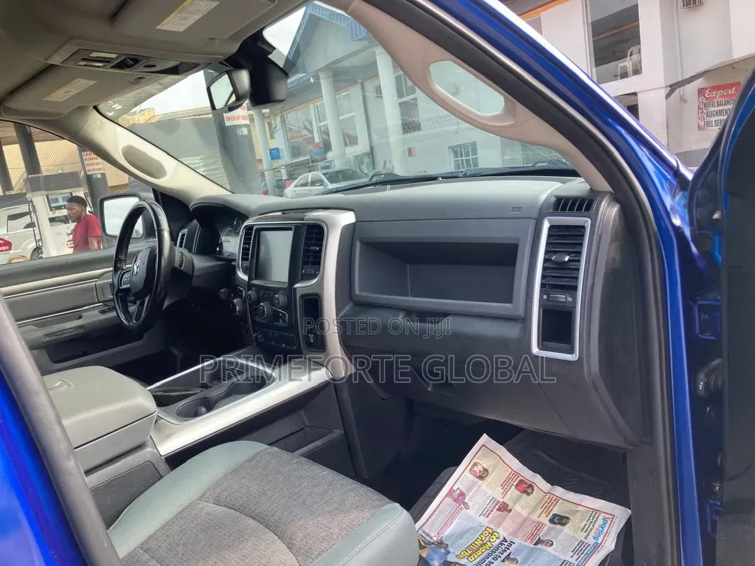 RAM 1500 2017 Blue