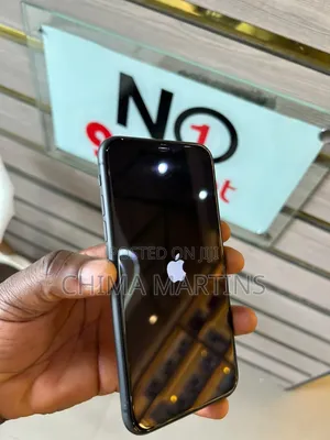 Apple iPhone 11 128 GB Black