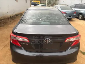 Toyota Camry 2012 Gray