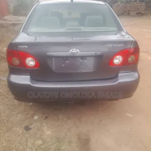 Toyota Corolla 2006 Gray