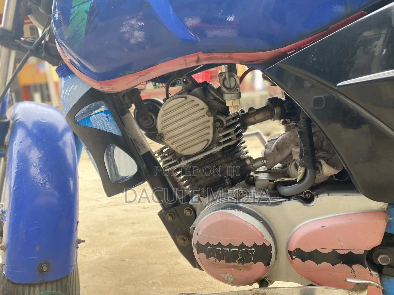 TVS HLX Plus ES 2023 Blue