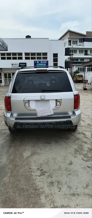 Honda Pilot 2005 Silver