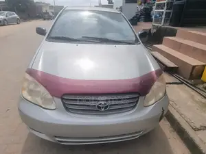 Toyota Corolla 2004 Silver