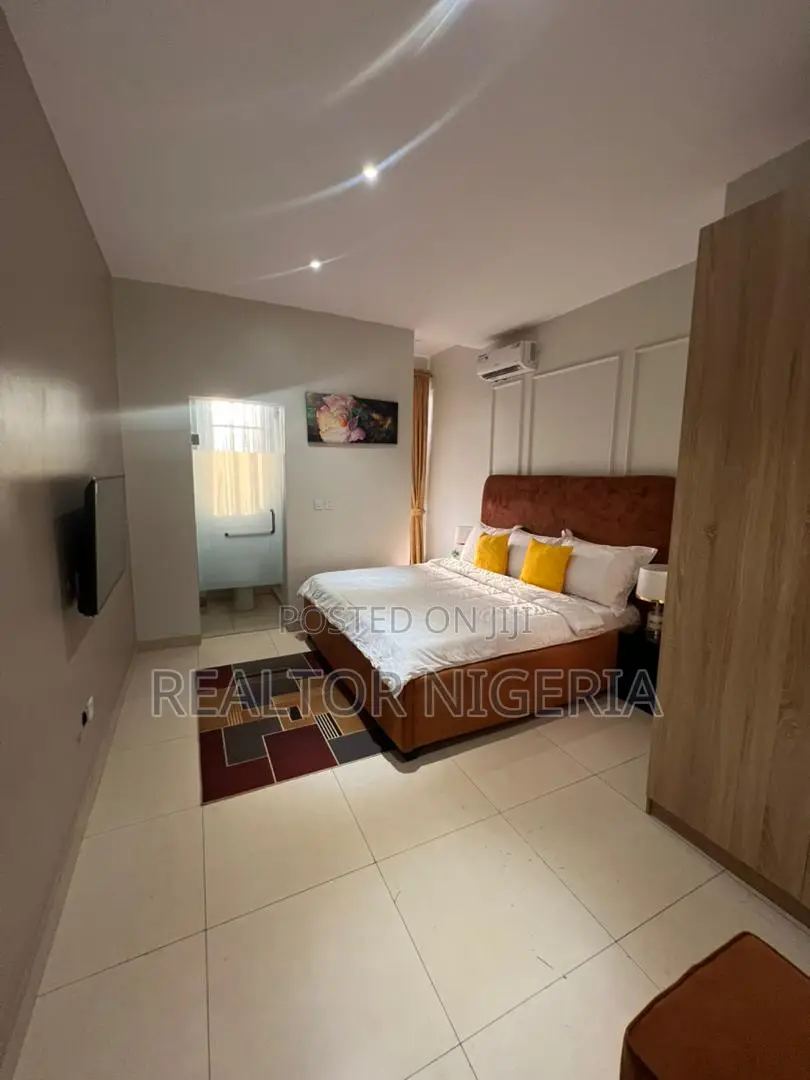 Luxury 2 Bedroom Apartment