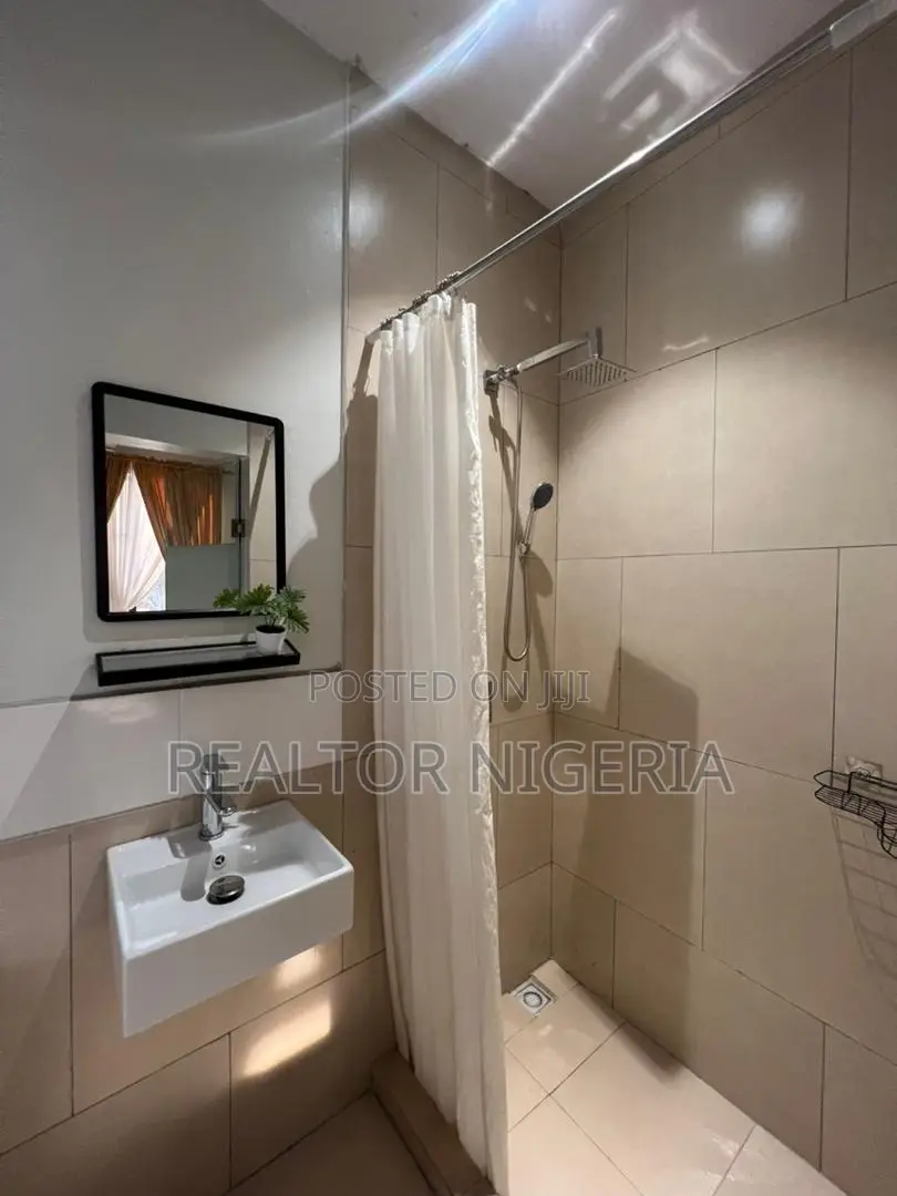 Luxury 2 Bedroom Apartment