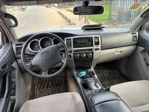 Toyota 4-Runner 2005 Silver