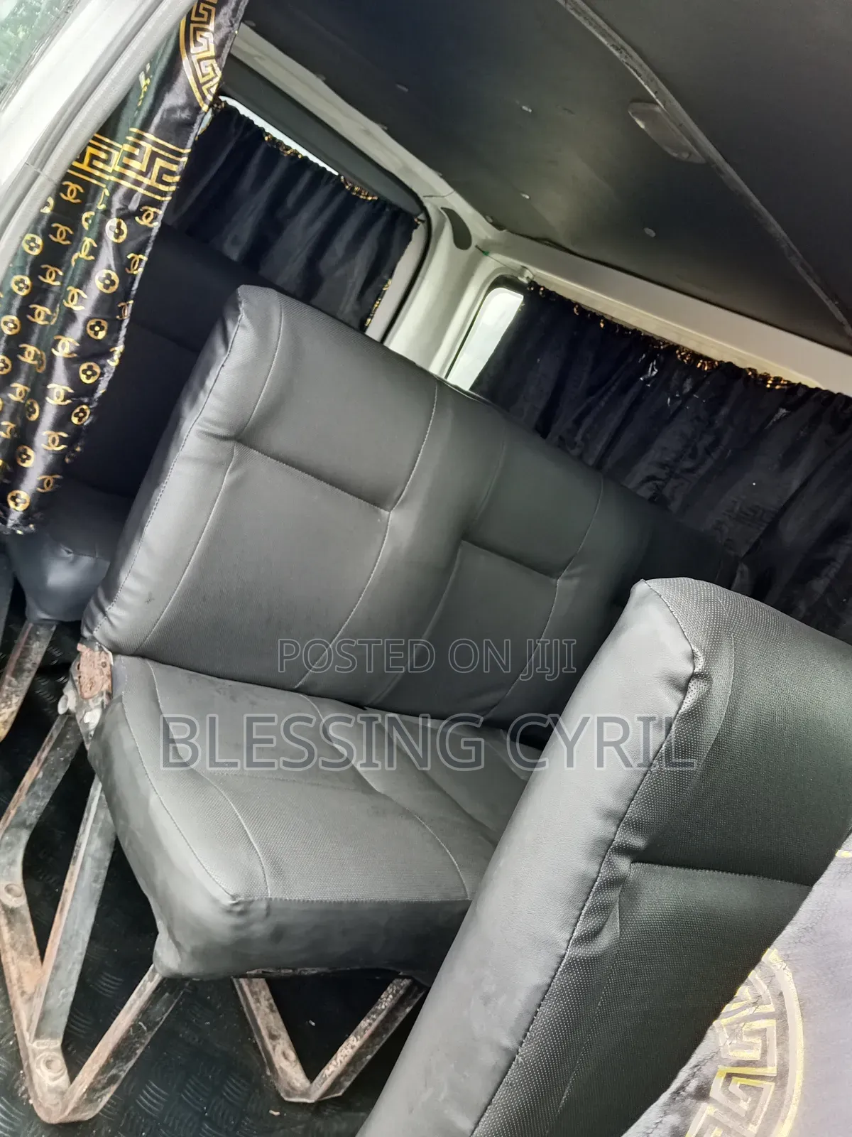 Toyota HiAce 2012 White