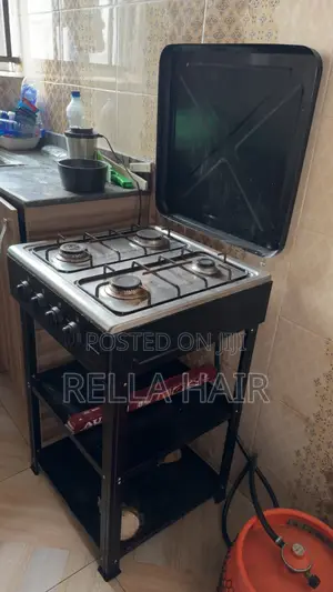 4 Burner Standing Gas Cooker