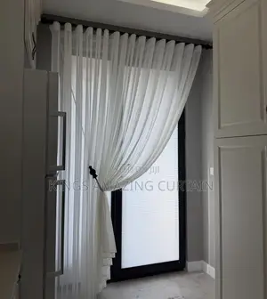 King’s Amazing Curtains