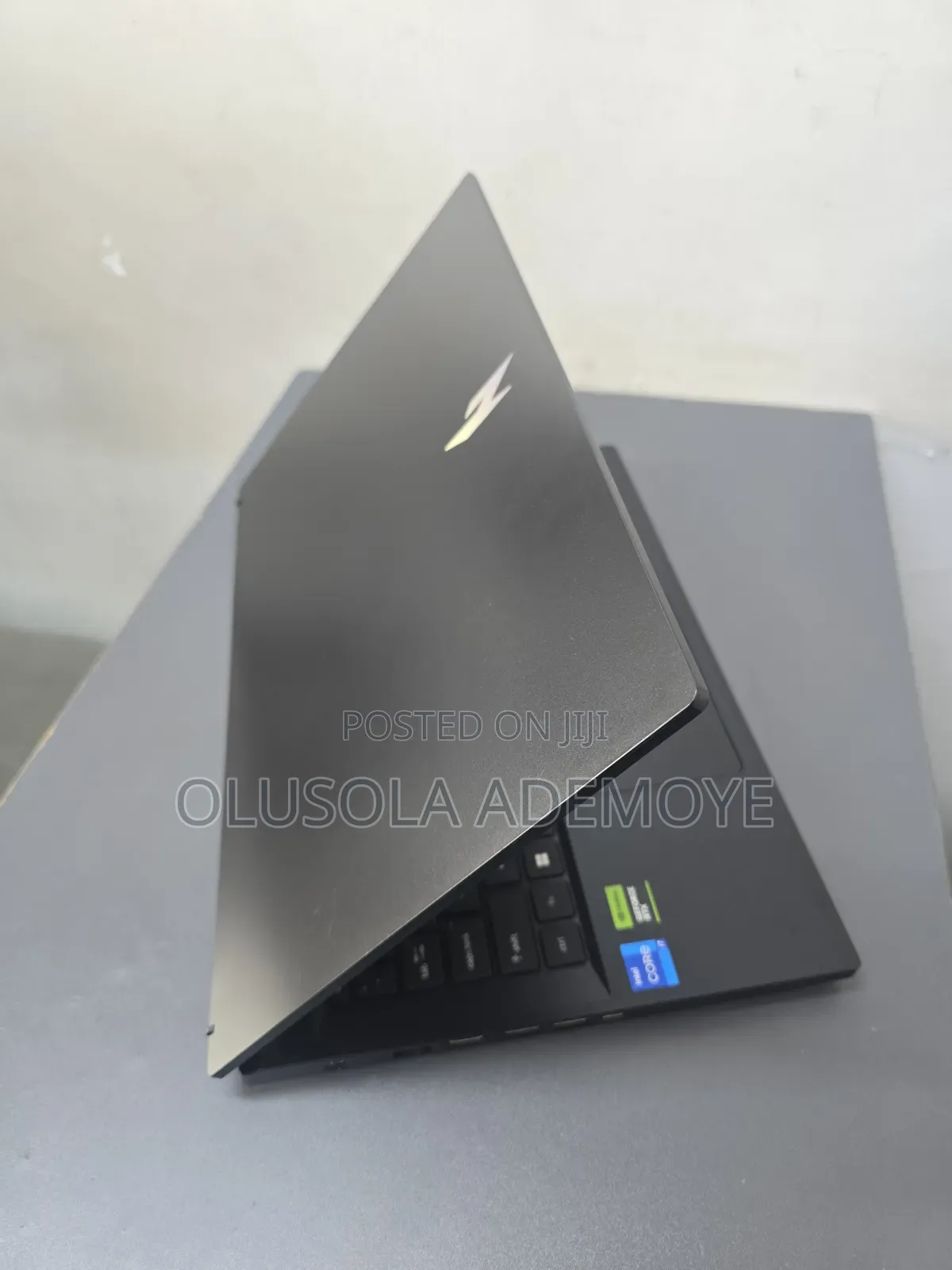 Laptop Acer Nitro V 15 16GB Intel Core i7 SSD 512GB