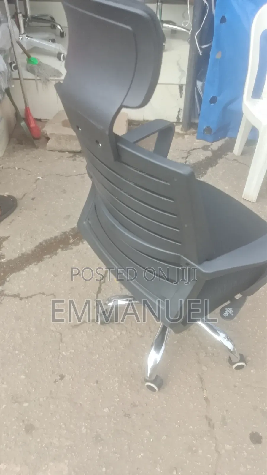 Semi Executive Chair