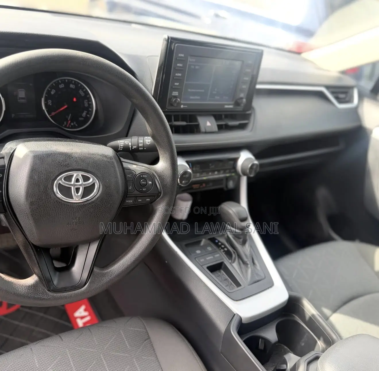 Toyota RAV4 2022 Gray