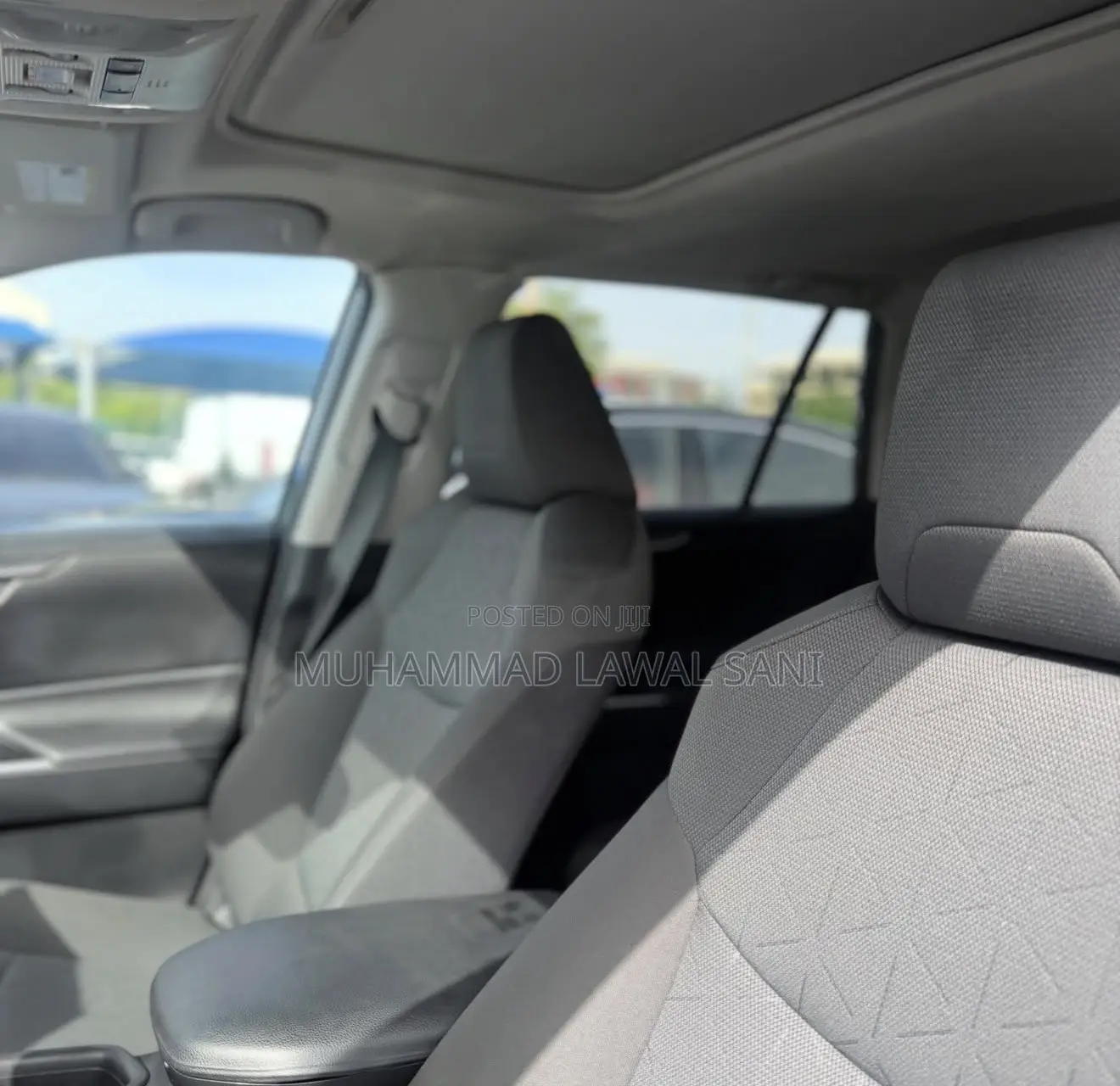 Toyota RAV4 2022 Gray