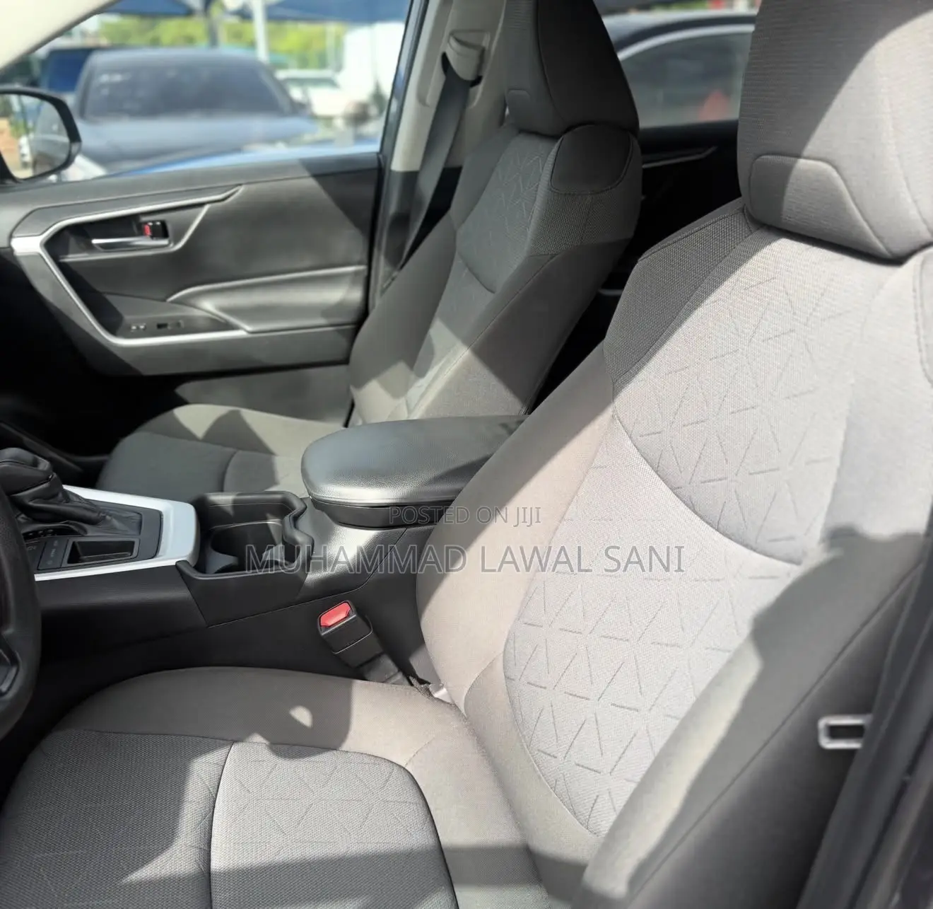Toyota RAV4 2022 Gray