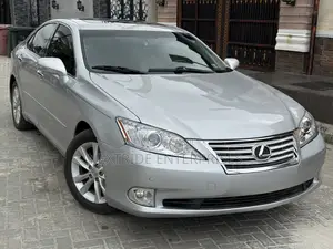 Lexus ES 2012 Silver