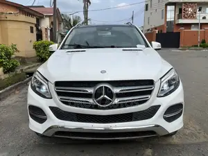 Mercedes-Benz GLE-Class 2016 White
