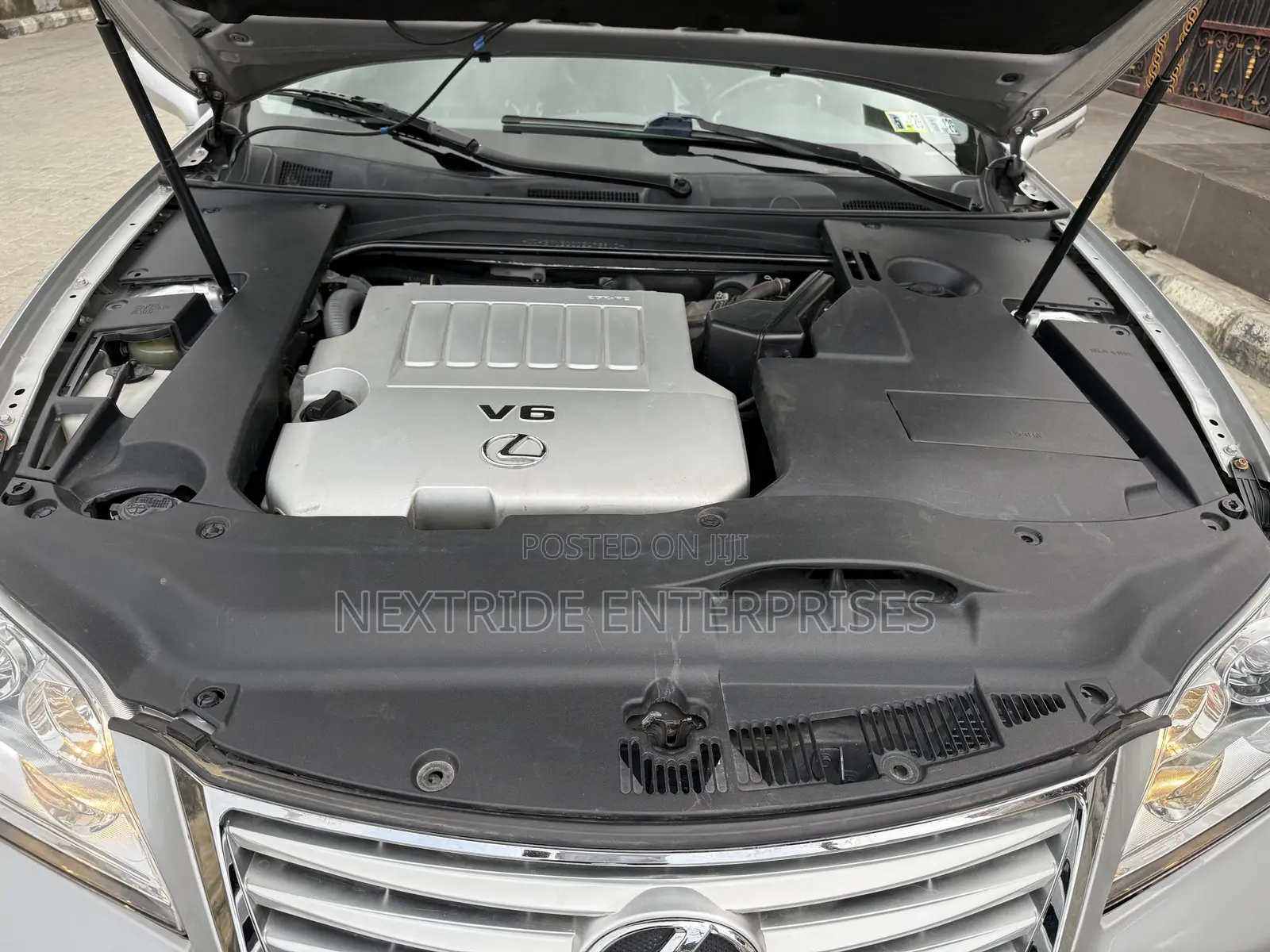 Lexus ES 2012 Silver