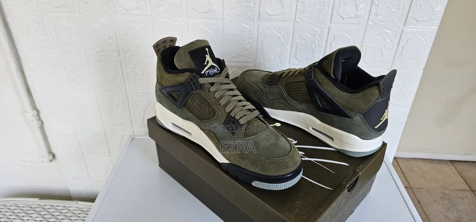 Air Jordan 4 Retro SE Craft Olive.