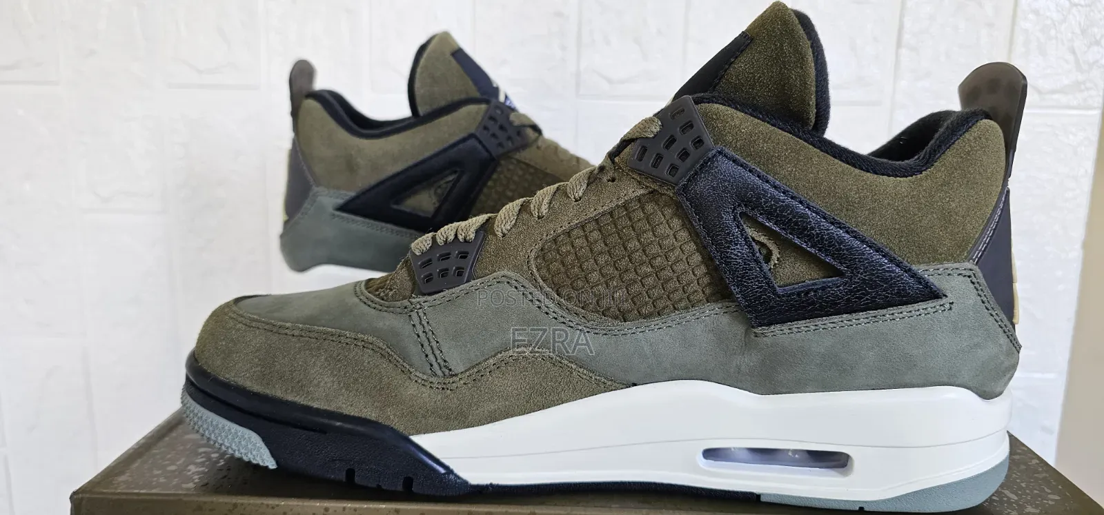 Air Jordan 4 Retro SE Craft Olive.