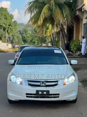 Honda Accord 2009 White