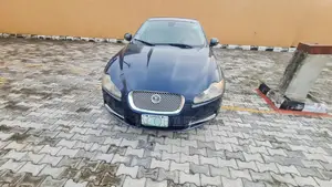 Jaguar XF R 2010 Blue