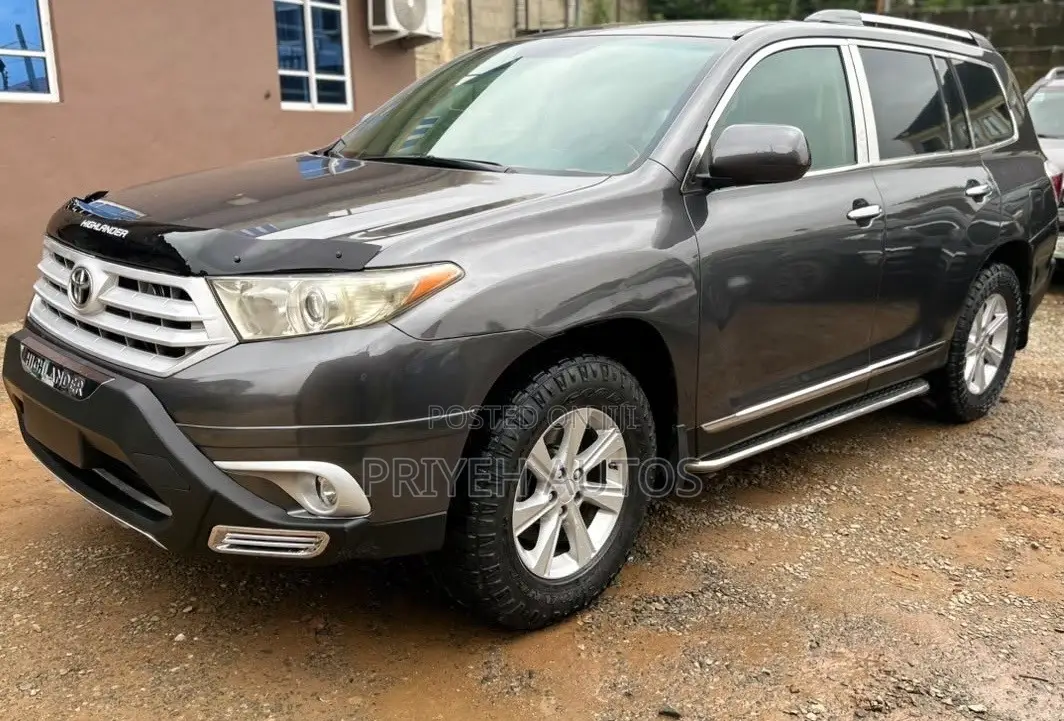 Toyota Highlander 2013 Gray