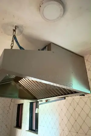 4ft Industrial Extractor With Fan Neatly Used, in Perfect Condition