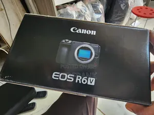 Canon Eos R6 V