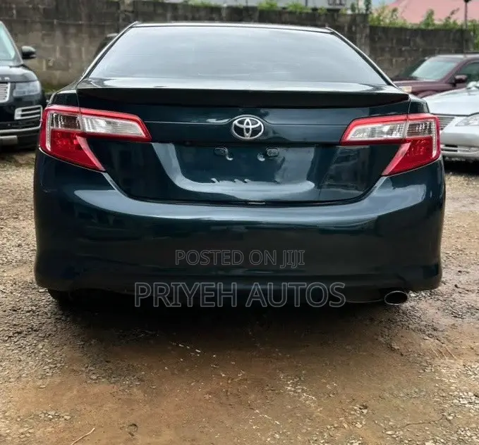 Toyota Camry 2014 Black