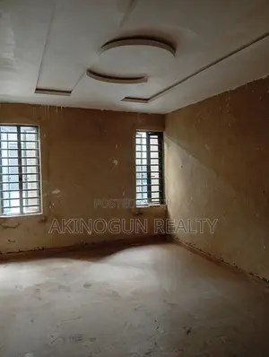 5bdrm Duplex in Gbagada for sale