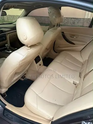 BMW 328i 2013 Brown