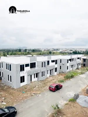 5bdrm Townhouse/Terrace in Jabi Extension, for sale