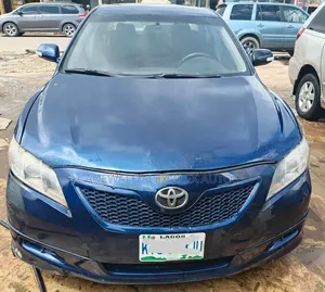Toyota Camry SE V6 4dr Sedan (3.5L 6cyl 6AM) 2008 Blue