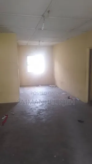 3bdrm Block of Flats in Abijo for rent
