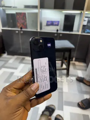 New Apple iPhone 13 128 GB Blue