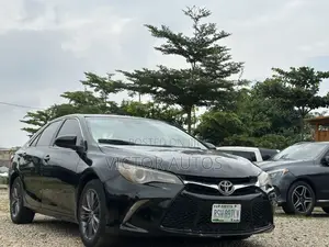 Toyota Camry SE 4dr Sedan (2.5L 4cyl 6A) 2016 Black