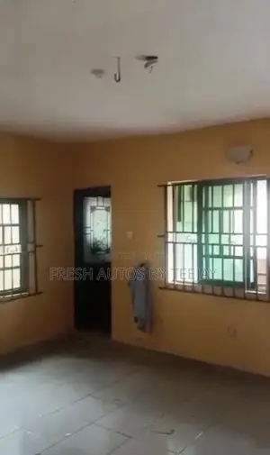 2bdrm Block of Flats in Olowora Omole Phase2 for rent