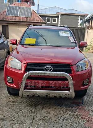 Toyota RAV4 2010 Red