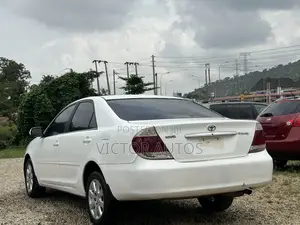 Toyota Camry 2005 White