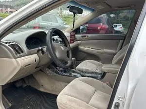 Toyota Camry 2005 White