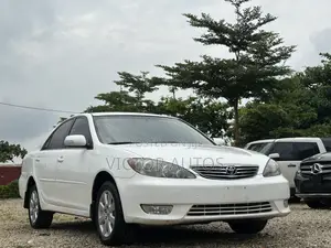Toyota Camry 2005 White