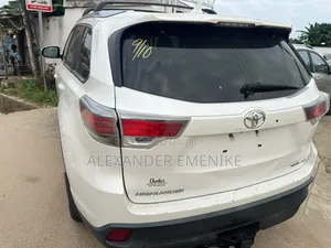 Toyota Highlander 2015 White