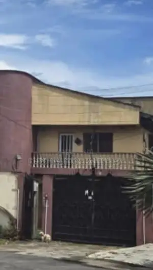 Land With Old Structure for Sale in Omole Phase2 Estate