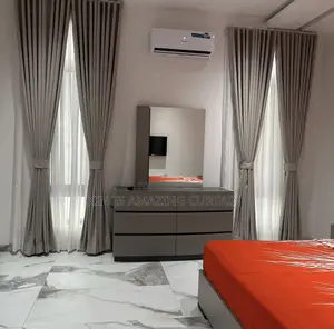 King’s Amazing Curtains