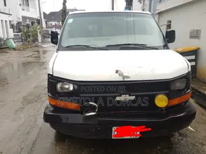 Chevrolet Chevy 2008 White