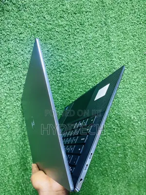 Laptop Dell Precision 5560 16GB Intel Core i7 SSD 512GB