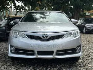 Toyota Camry 2013 Silver